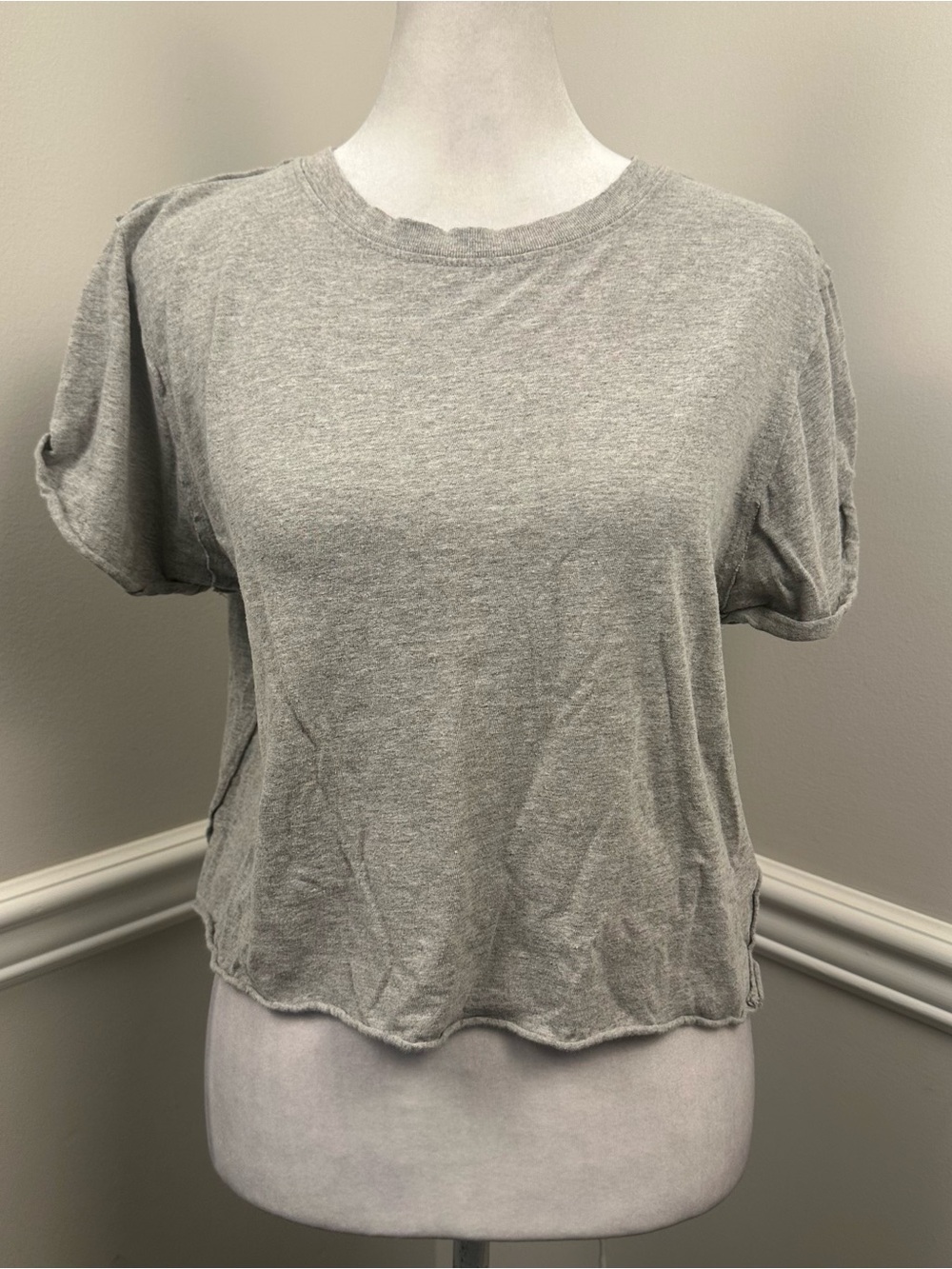 We The Free Soft Heather Gray Short Sleeve Tee M